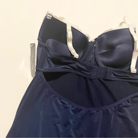 Rene Rofe Lingerie Women’s Size Small - Picture 13 of 16